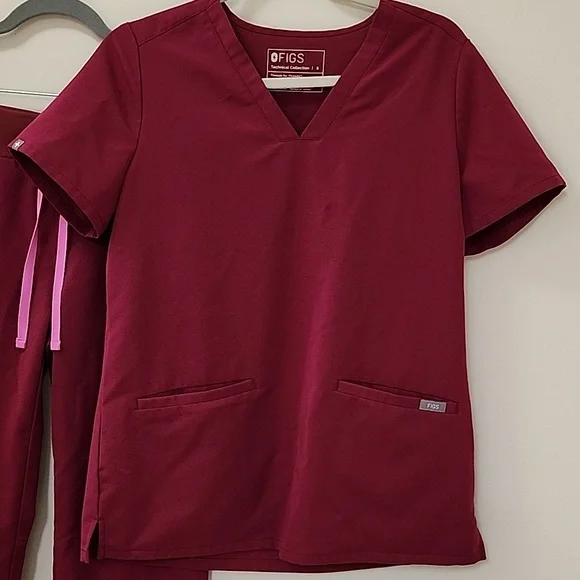 Figs Scrub Top -Small Casma 3 Pocket Maroon Nurse Hospital V-Neck w/ Pants-XS - Picture 3 of 15